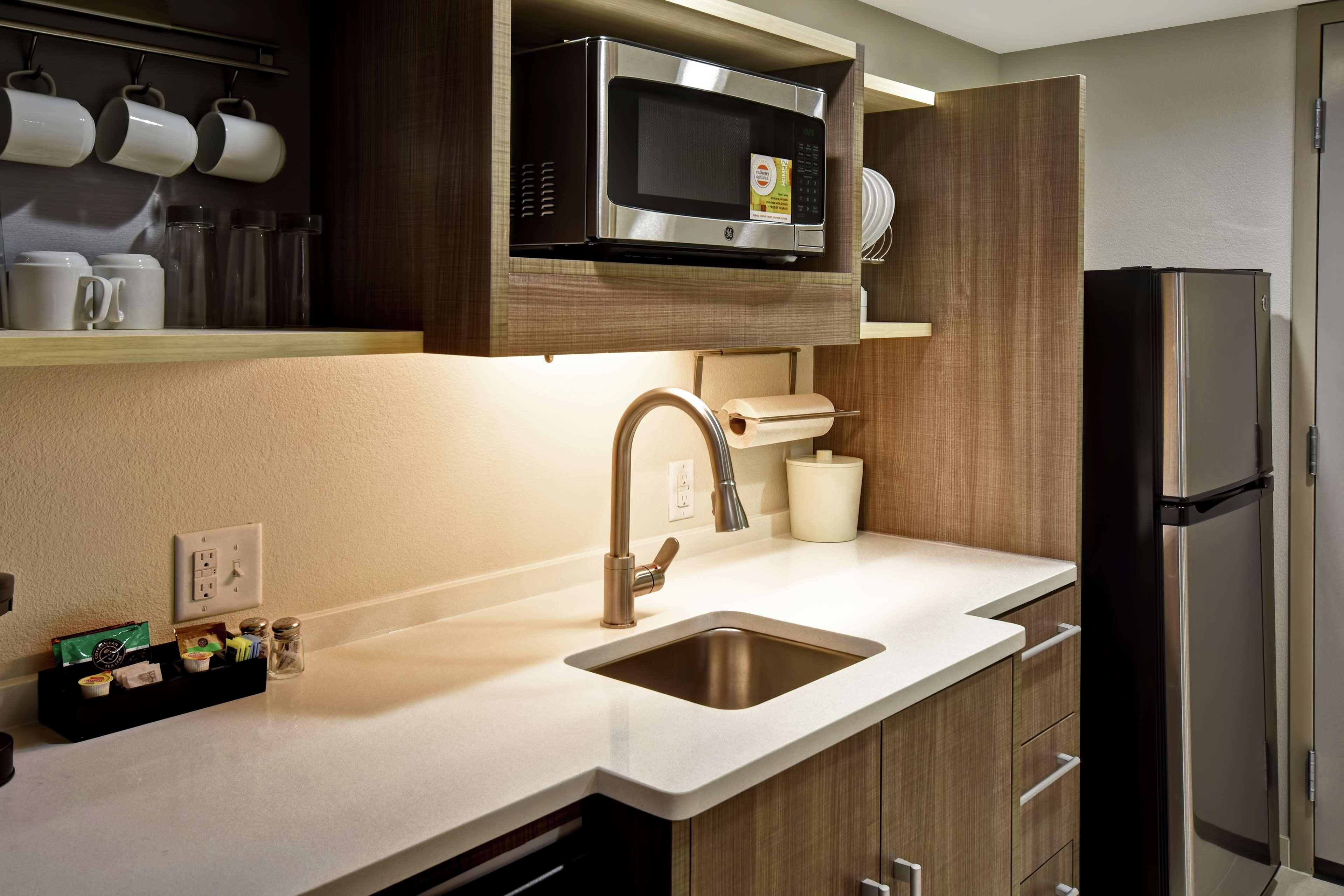 Home2 Suites By Hilton Frankfort Kültér fotó